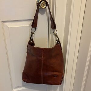 Cuoieria Fiorentina Leather Shoulder Bag in Chestnut Brown
